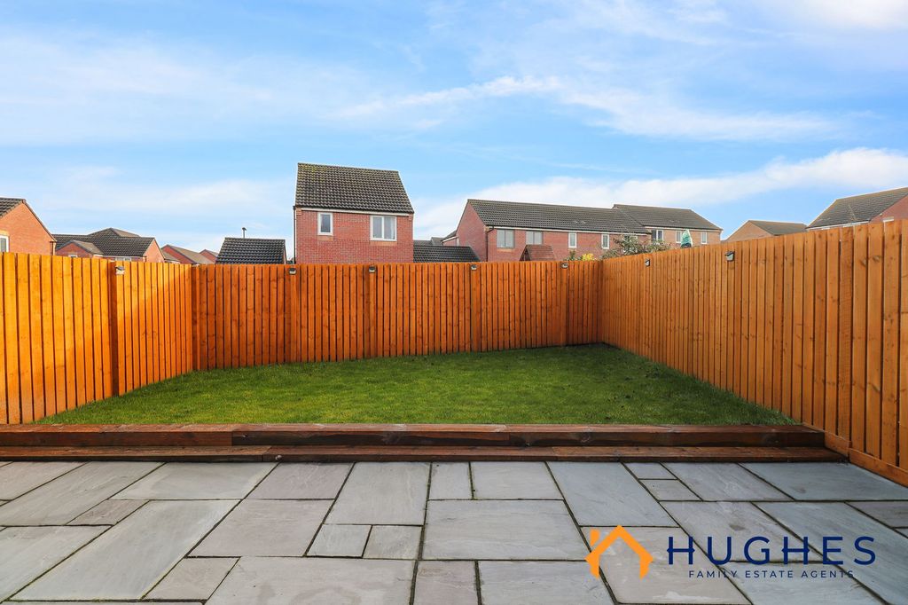 Property photo 2 of 29