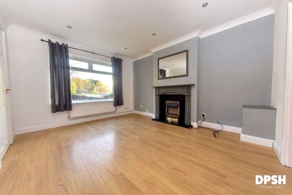 Property photo 3 of 27