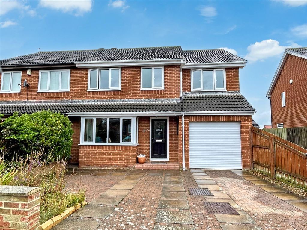 Property photo 1 of 22 Ext Suffolk.Jpeg