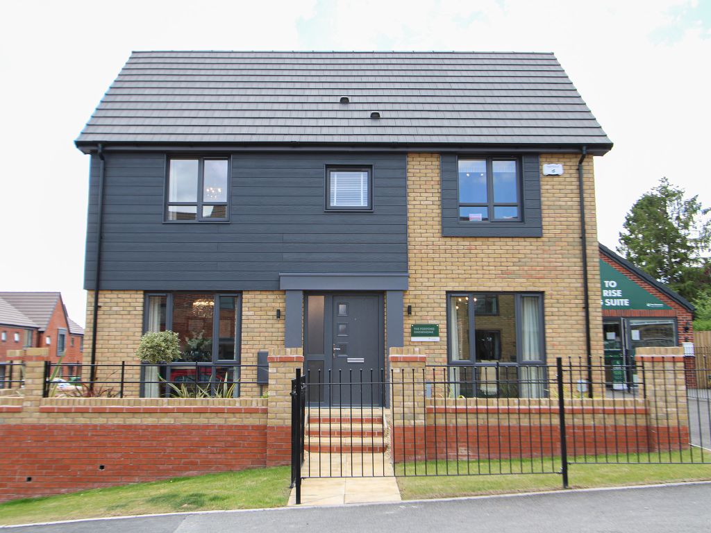 Property photo 1 of 12