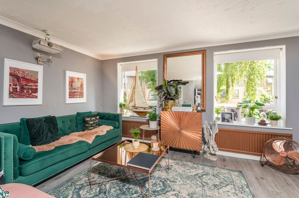 Property photo 1 of 26