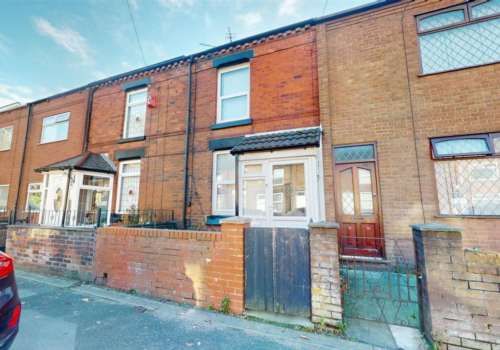 Property photo 1 of 1