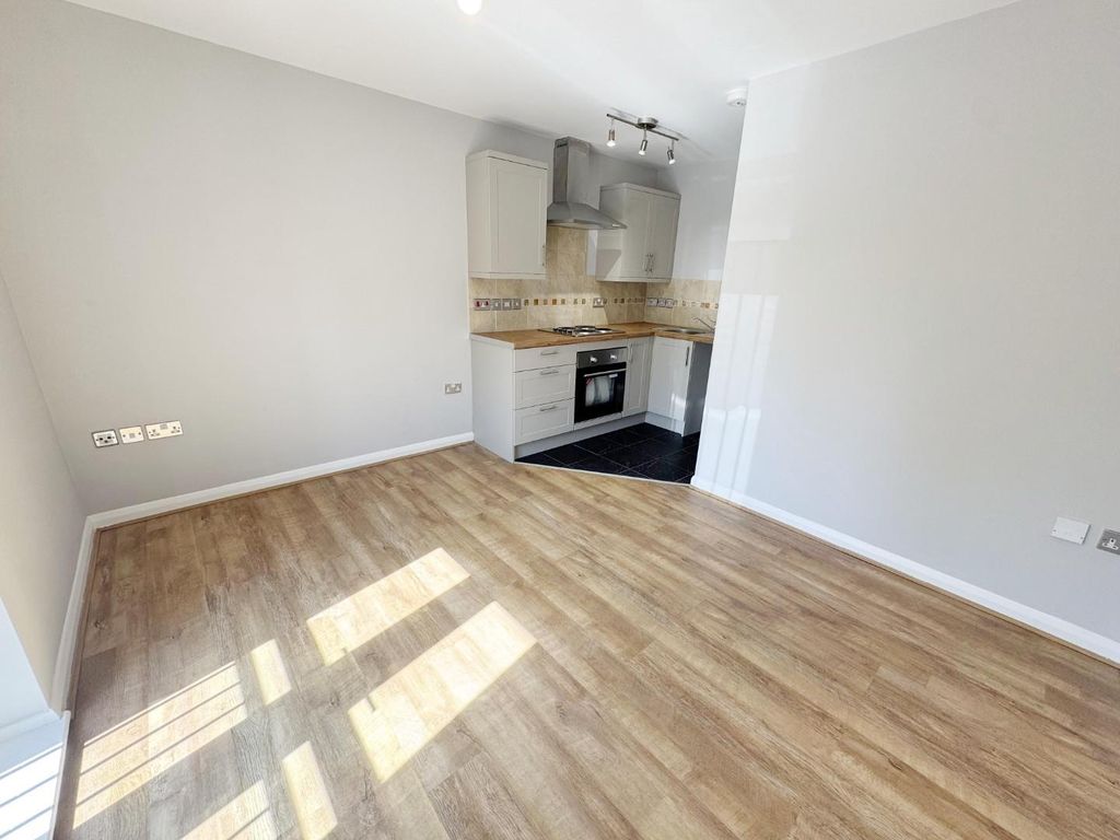 Property photo 2 of 10 Img_3493.Jpg