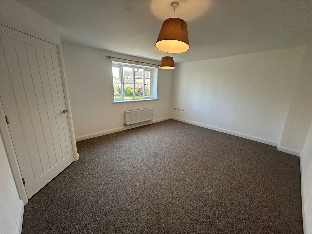 Property photo 3 of 10 Picture No. 03