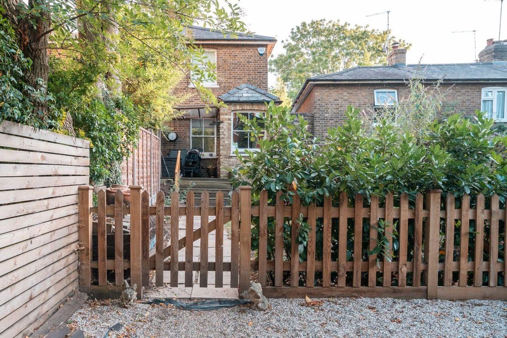 Property photo 1 of 11 Rear Garden