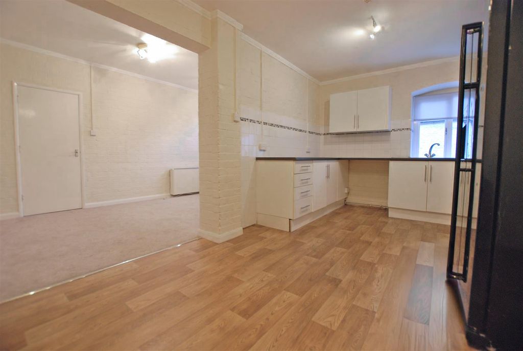 Property photo 3 of 9 Img_6440.Jpg