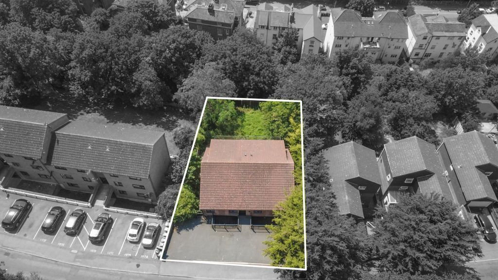 Property photo 3 of 15 5287192