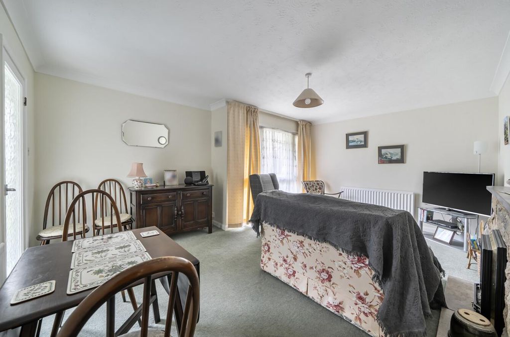 Property photo 2 of 24 1435954-11-69cd1003d1Cac.Jpg
