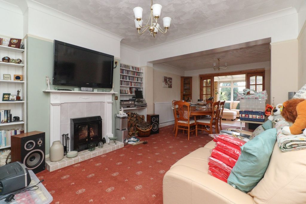 Property photo 3 of 21 Picture 3