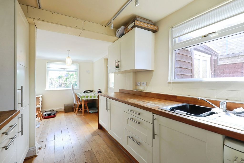 Property photo 3 of 13 Pbox-Img.Jpg