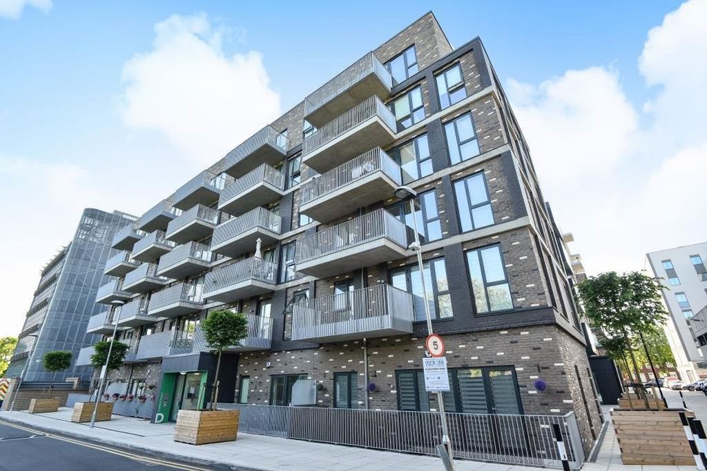 Property photo 1 of 12