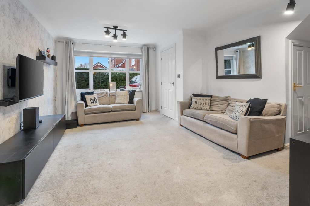 Property photo 2 of 16 Dscf0041