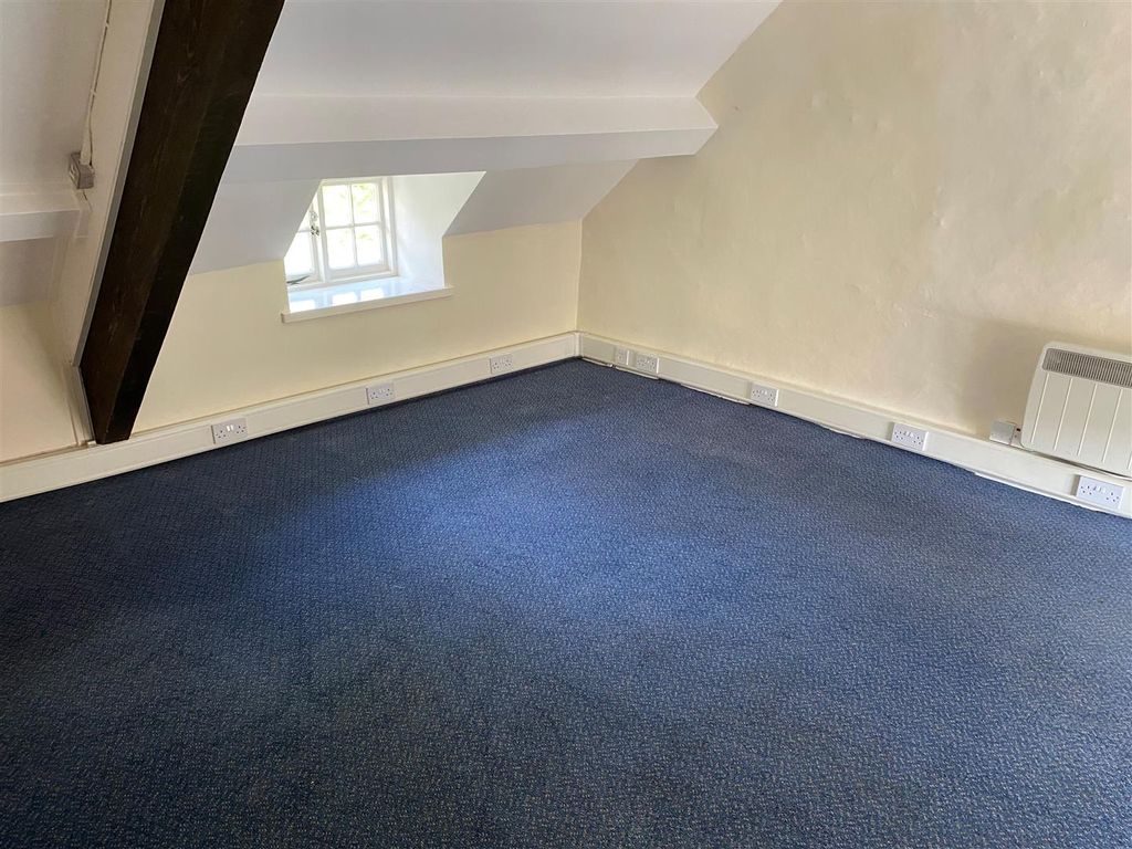 Property photo 3 of 10 Internal 1.Jpg