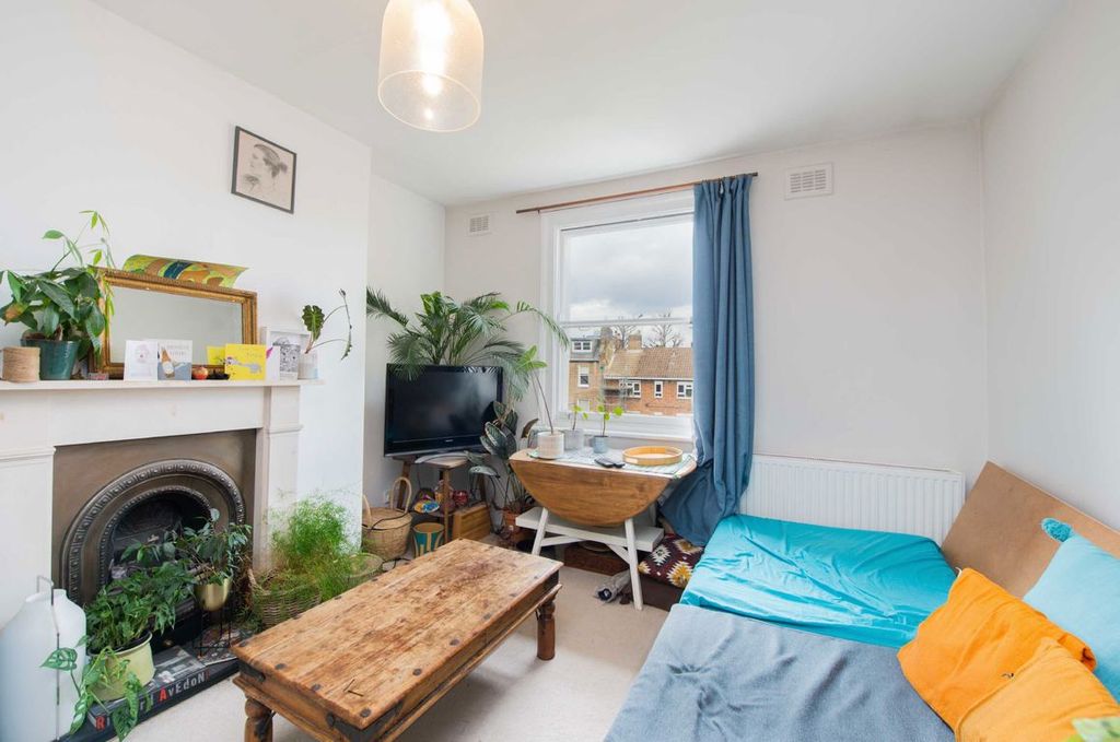 Property photo 2 of 3