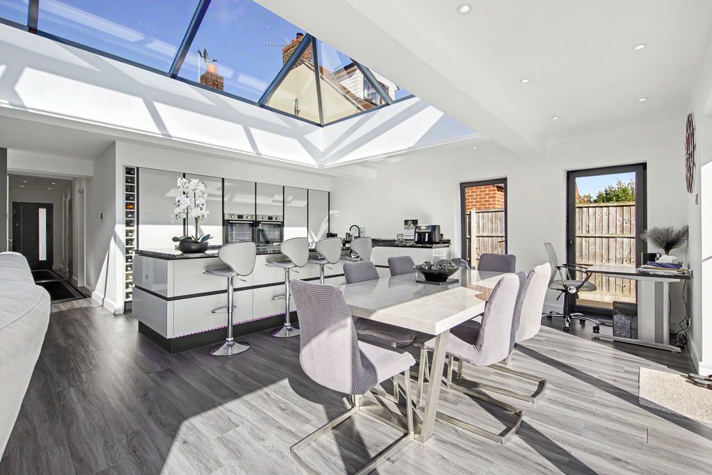 Property photo 1 of 31 Kitchen Diner