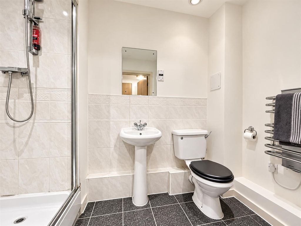 Property photo 3 of 7