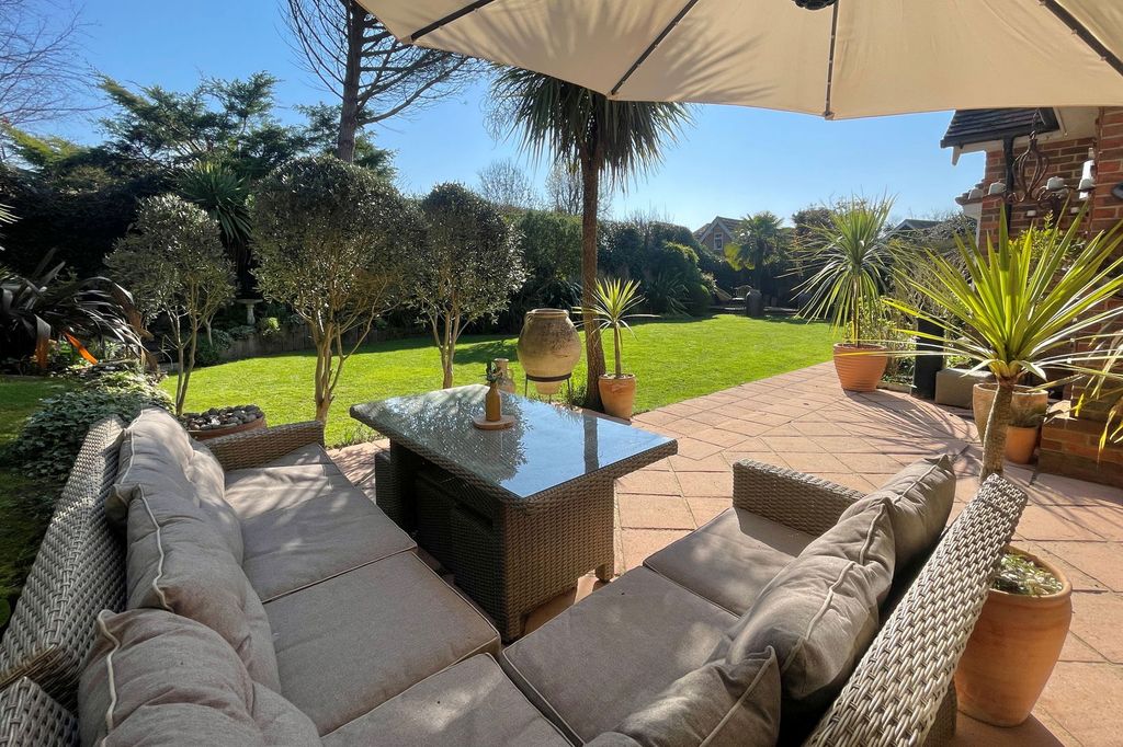 Property photo 2 of 67