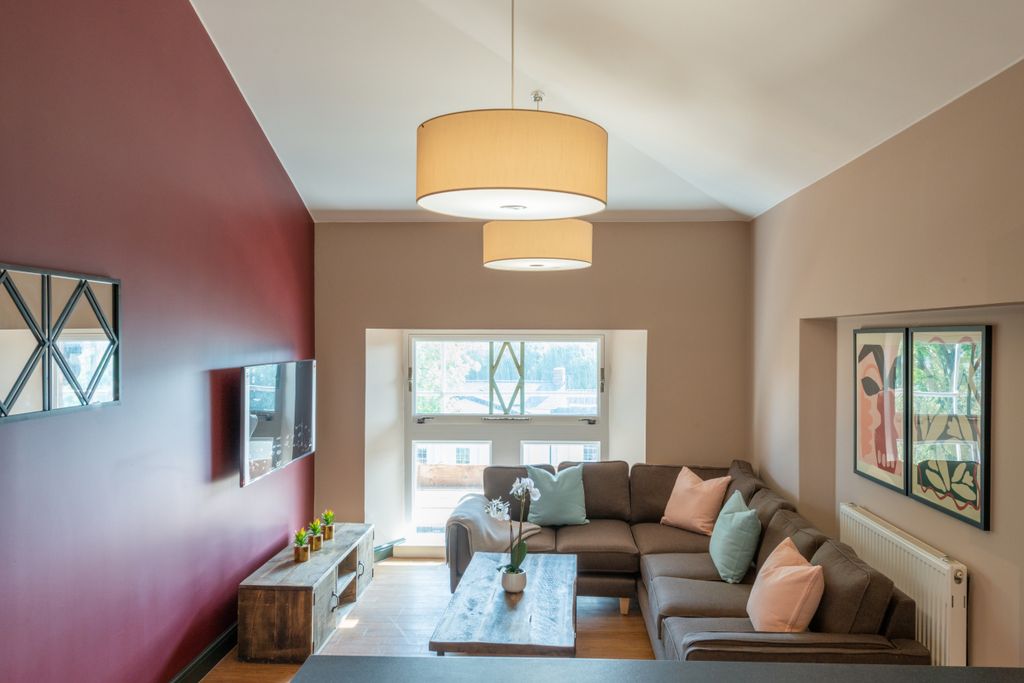 Property photo 3 of 13 Photo 2