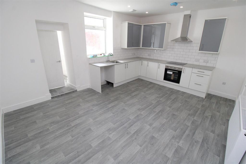Property photo 1 of 21 Img_6964.Jpg