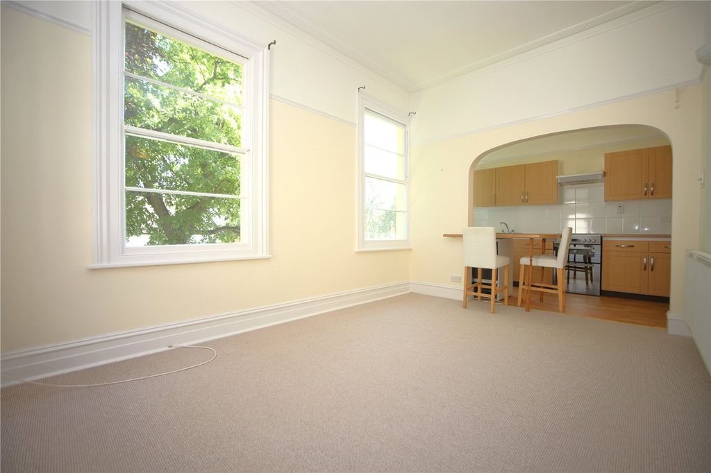 Property photo 1 of 12 Picture No. 01