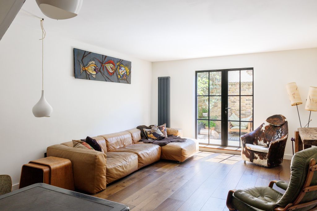 Property photo 2 of 31 352589 - Camdenmews_Jsouteyrat-15336.Jpg