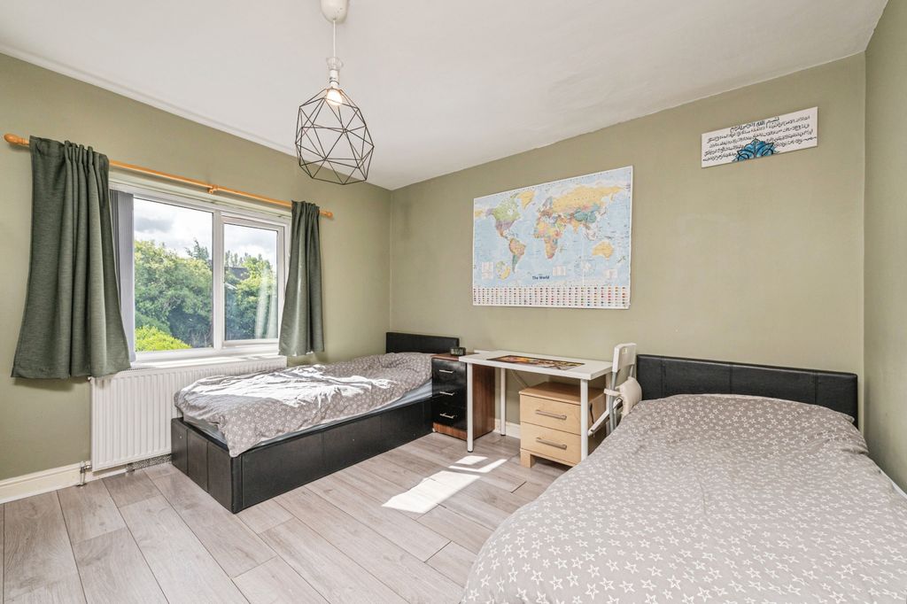 Additional image 11 of 3 bed semi-detached house for saleBerwick Avenue, Heckmondwike WF16