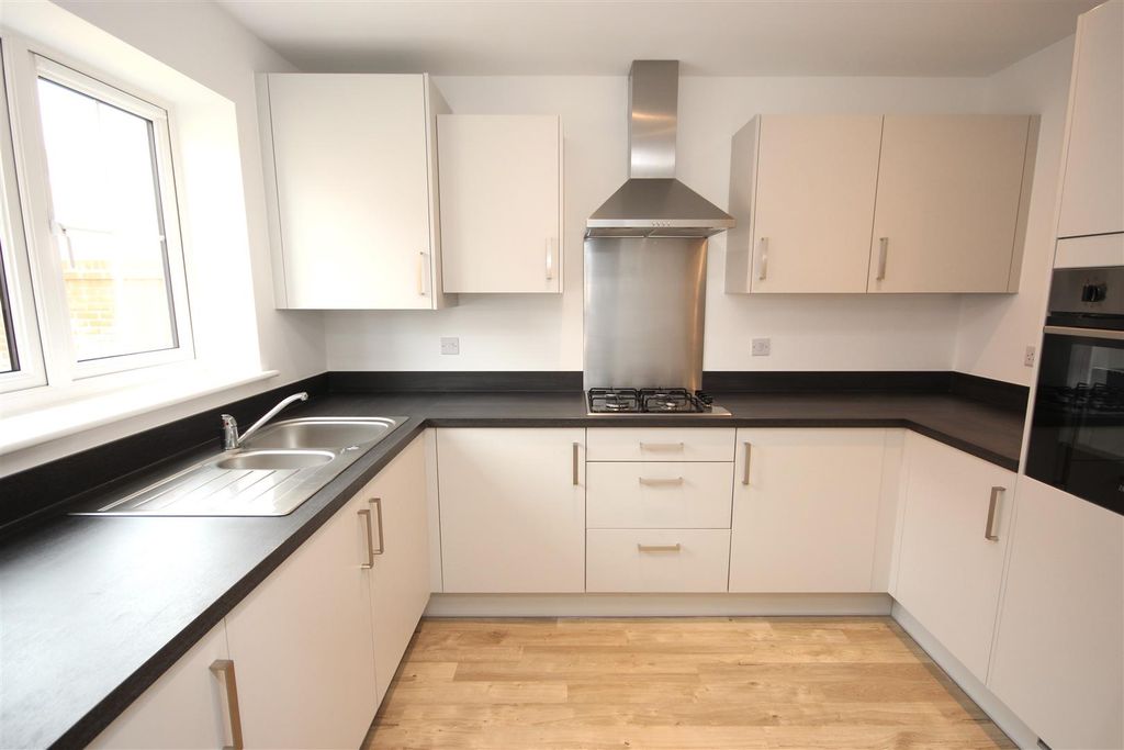 Property photo 2 of 14 Img_0703.Jpg