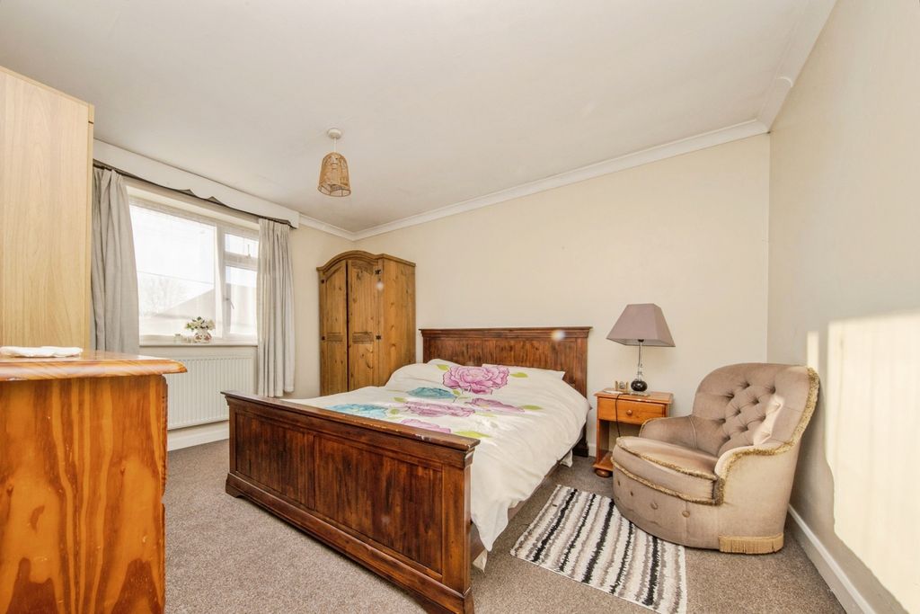 Property photo 3 of 16 Pbox-Img.Jpg