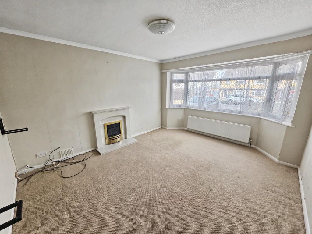 Property photo 2 of 14 02_20260305_150647.Jpeg