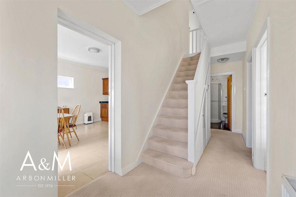 Property photo 3 of 35 4D4A3772.Jpg