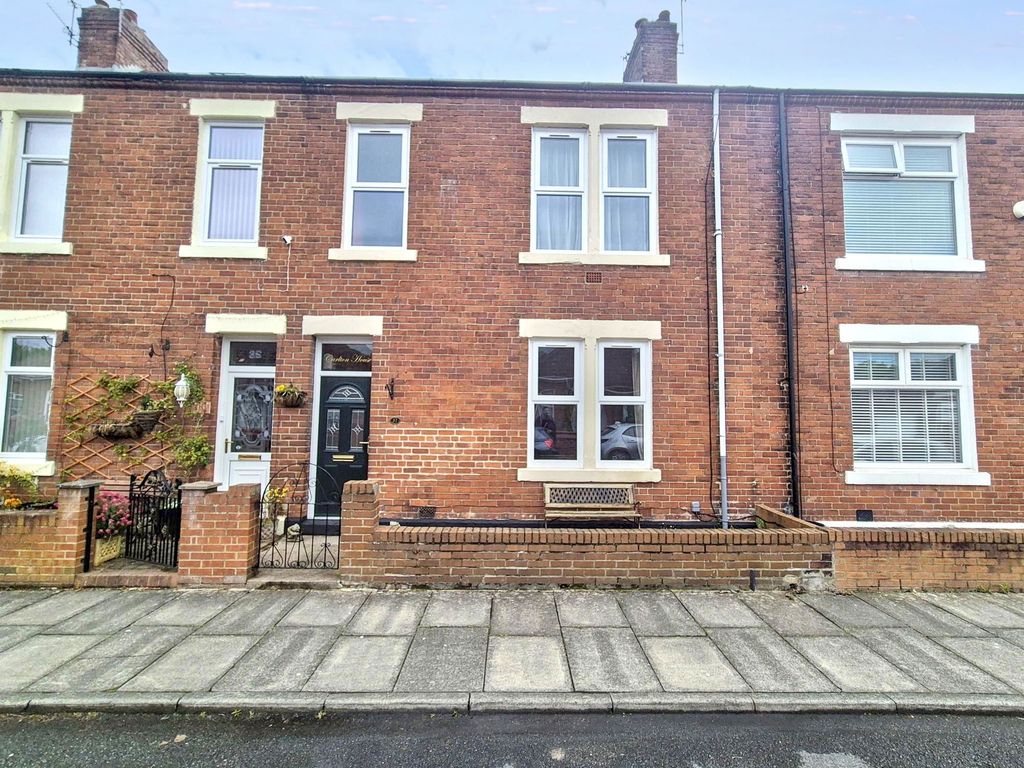 Property photo 1 of 25