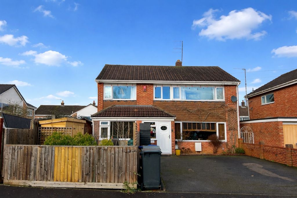 Property photo 1 of 14