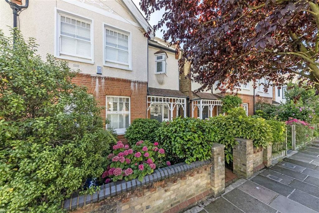 Property photo 1 of 7