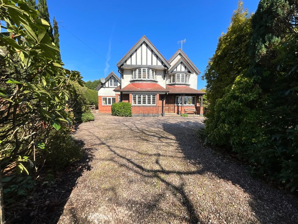 Property photo 1 of 33