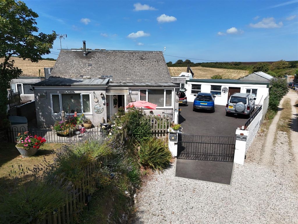 Property photo 1 of 7 The Flat, Miners Arms Cottage