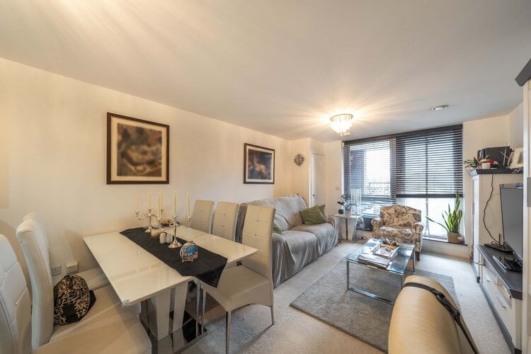 Property photo 3 of 14