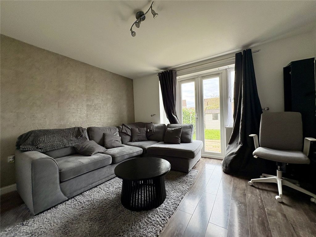 Property photo 2 of 9 Picture No. 06