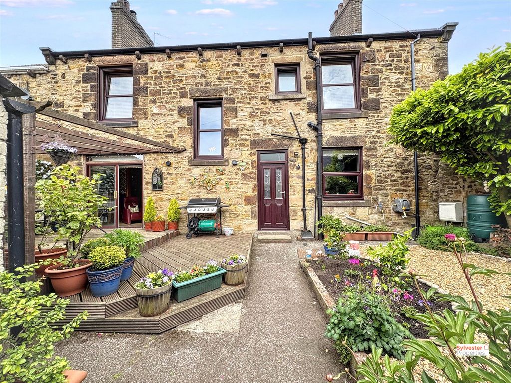 Property photo 1 of 38 Picture No. 80
