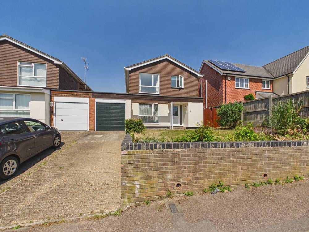 Property photo 1 of 19 Giraffe360-Still003