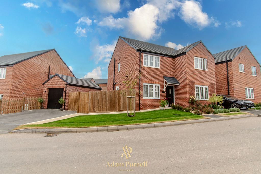 Property photo 1 of 30