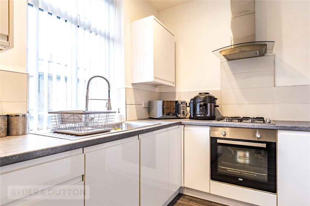 Property photo 3 of 19 Kitchen Diner