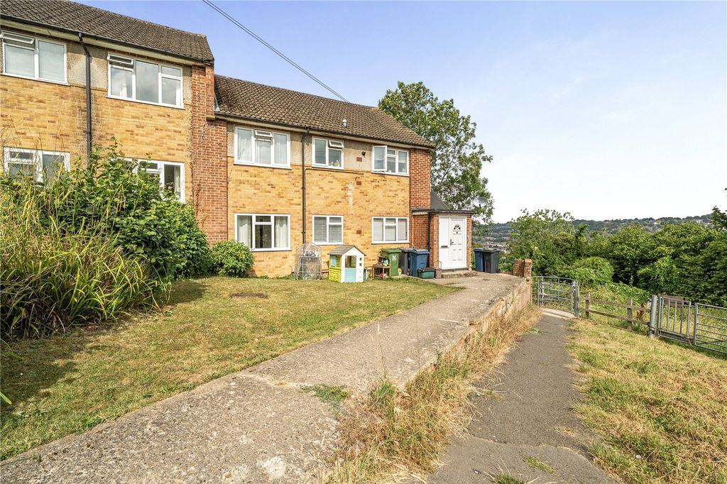 Property photo 1 of 14 External