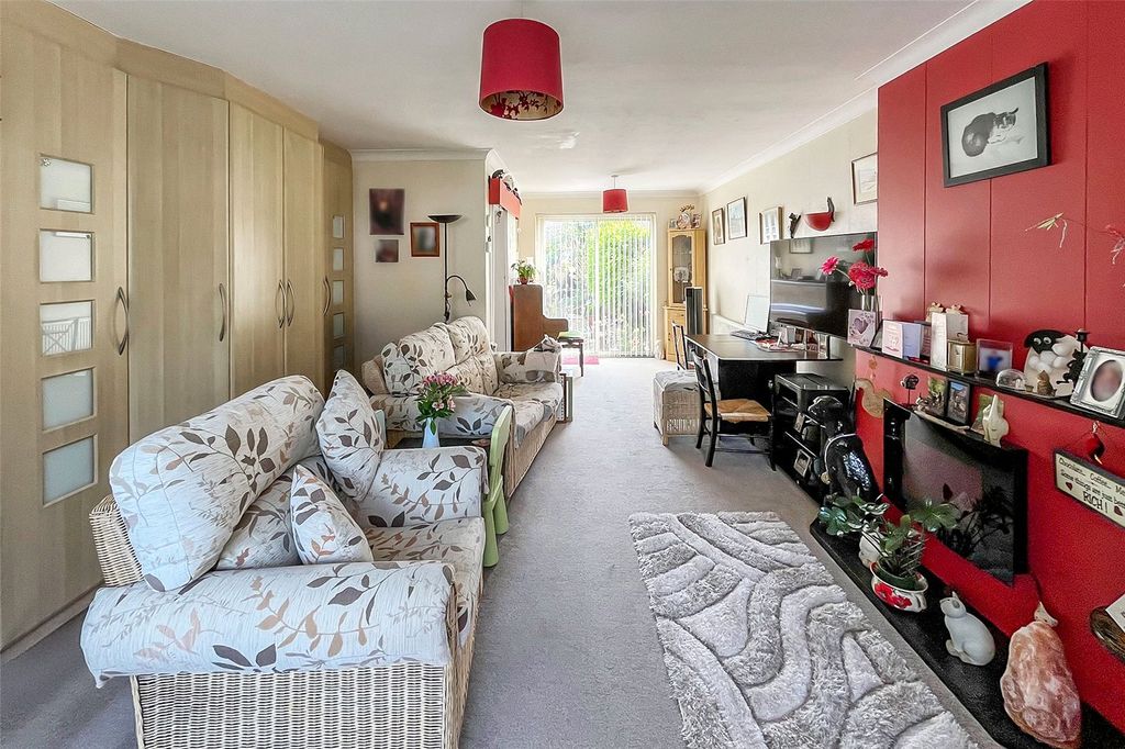 Property photo 2 of 14 Picture No. 08