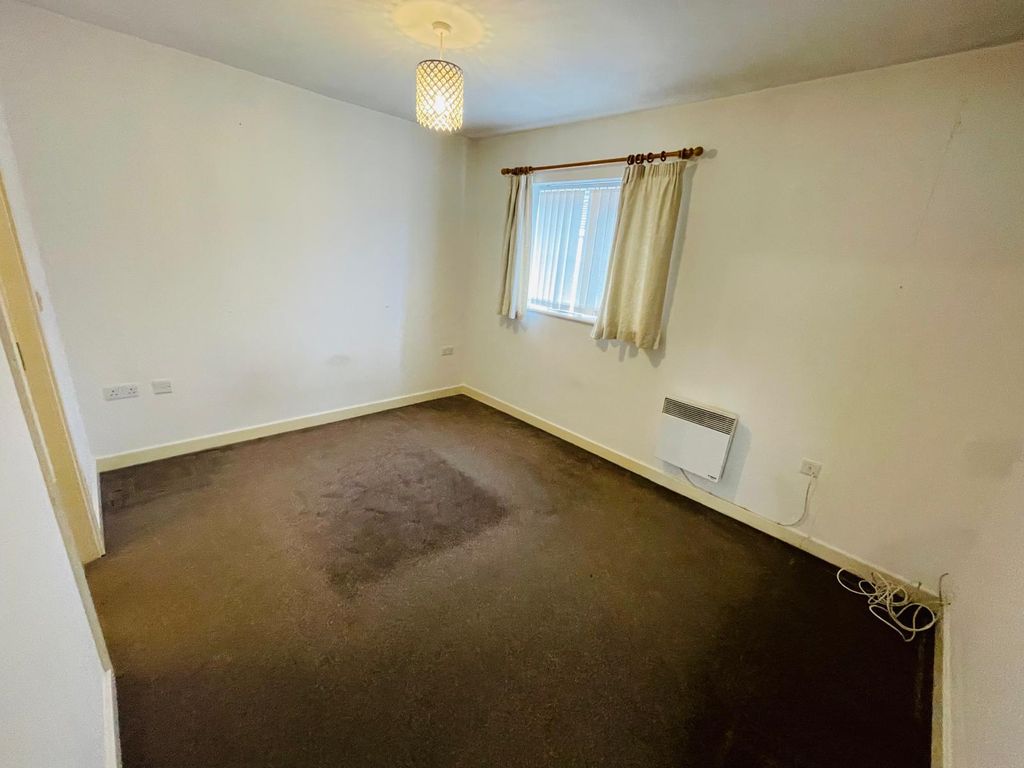 Property photo 3 of 13 Property