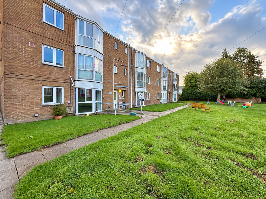 Property photo 1 of 14 1F02D90C-8Ec9-4390-B088-8163645F3DC4
