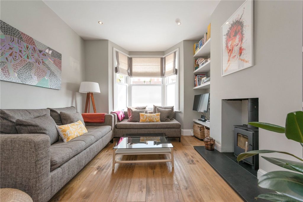 Property photo 1 of 15 Picture No. 05