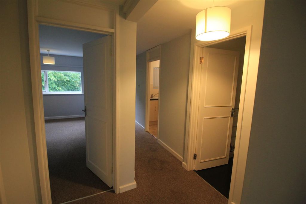 Property photo 2 of 10 Img_8811.Jpg