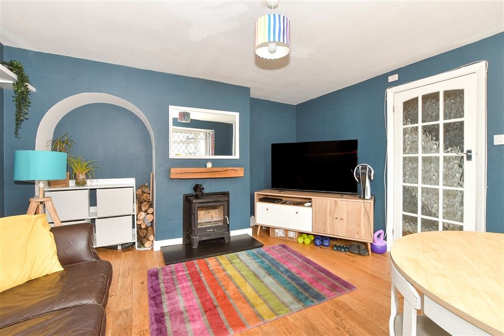 Property photo 1 of 11 Lounge