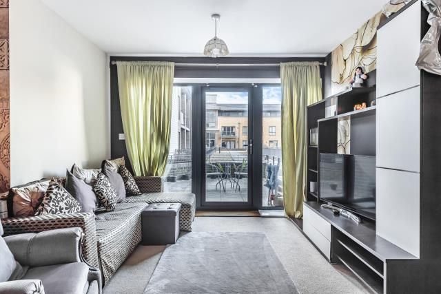 Property photo 2 of 10 Reception Room