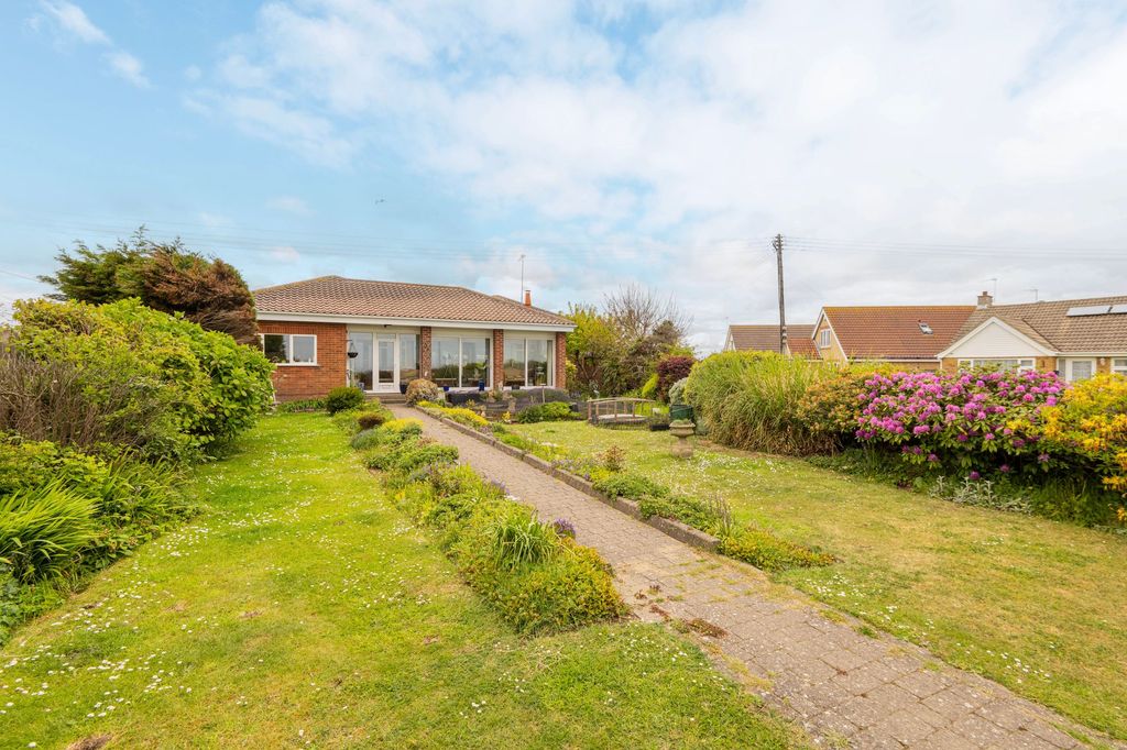 Property photo 1 of 25